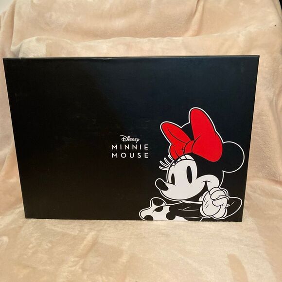 Disney Minnie Mouse 2 Pc Set Small Backpack And Hydration Crossbody - Picture 6 of 7